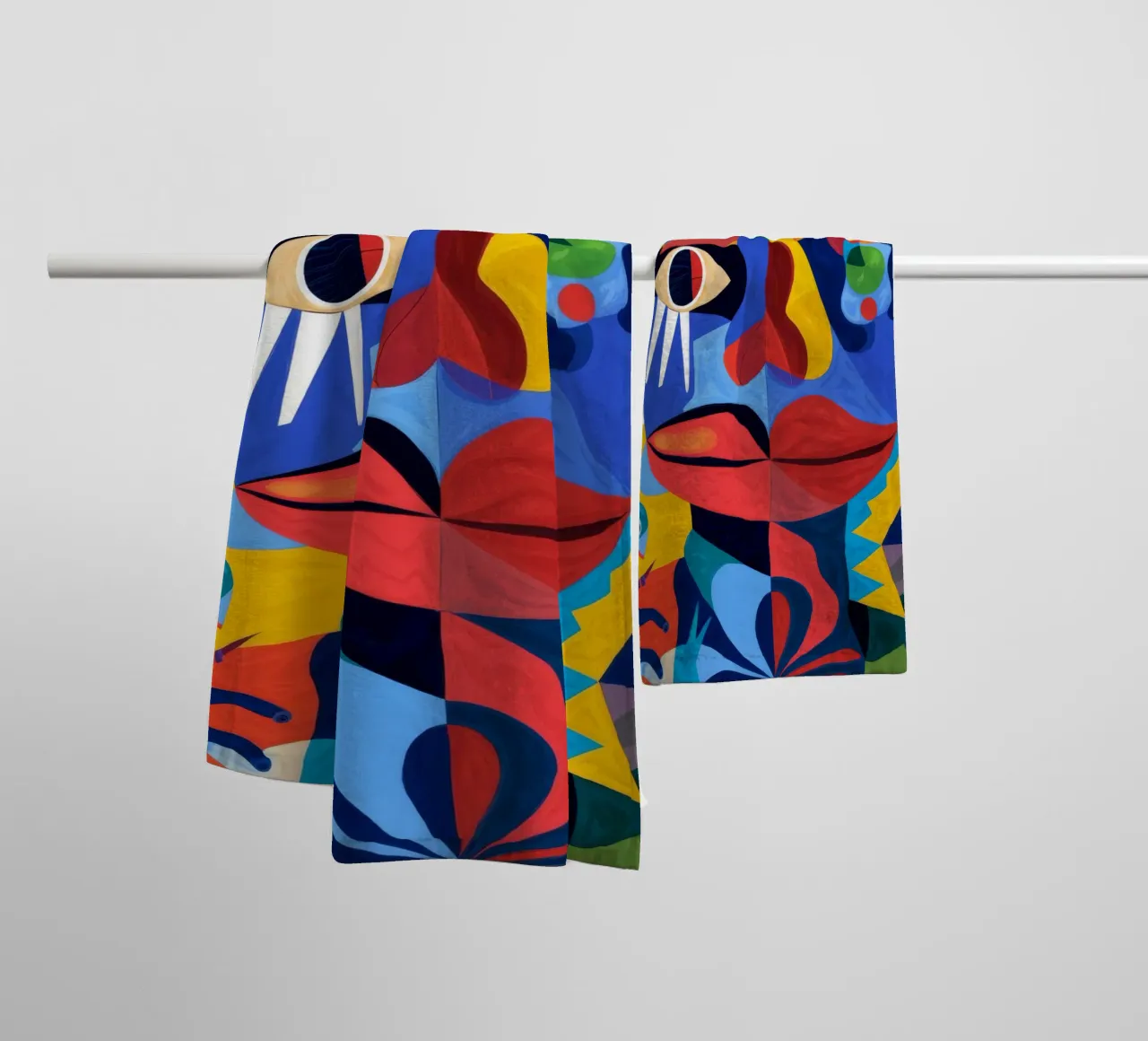 Fragmented Faces towel by Monarco Virtuoso