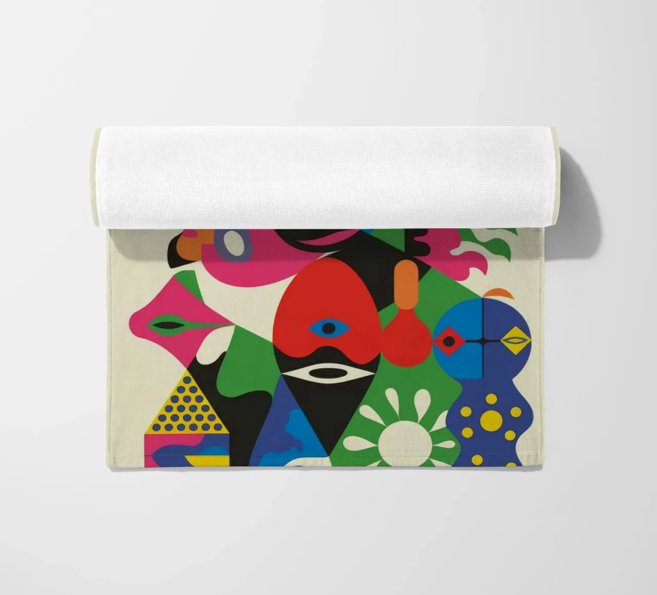 Eclectische vormen strandhanddoek van Monarco Virtuoso