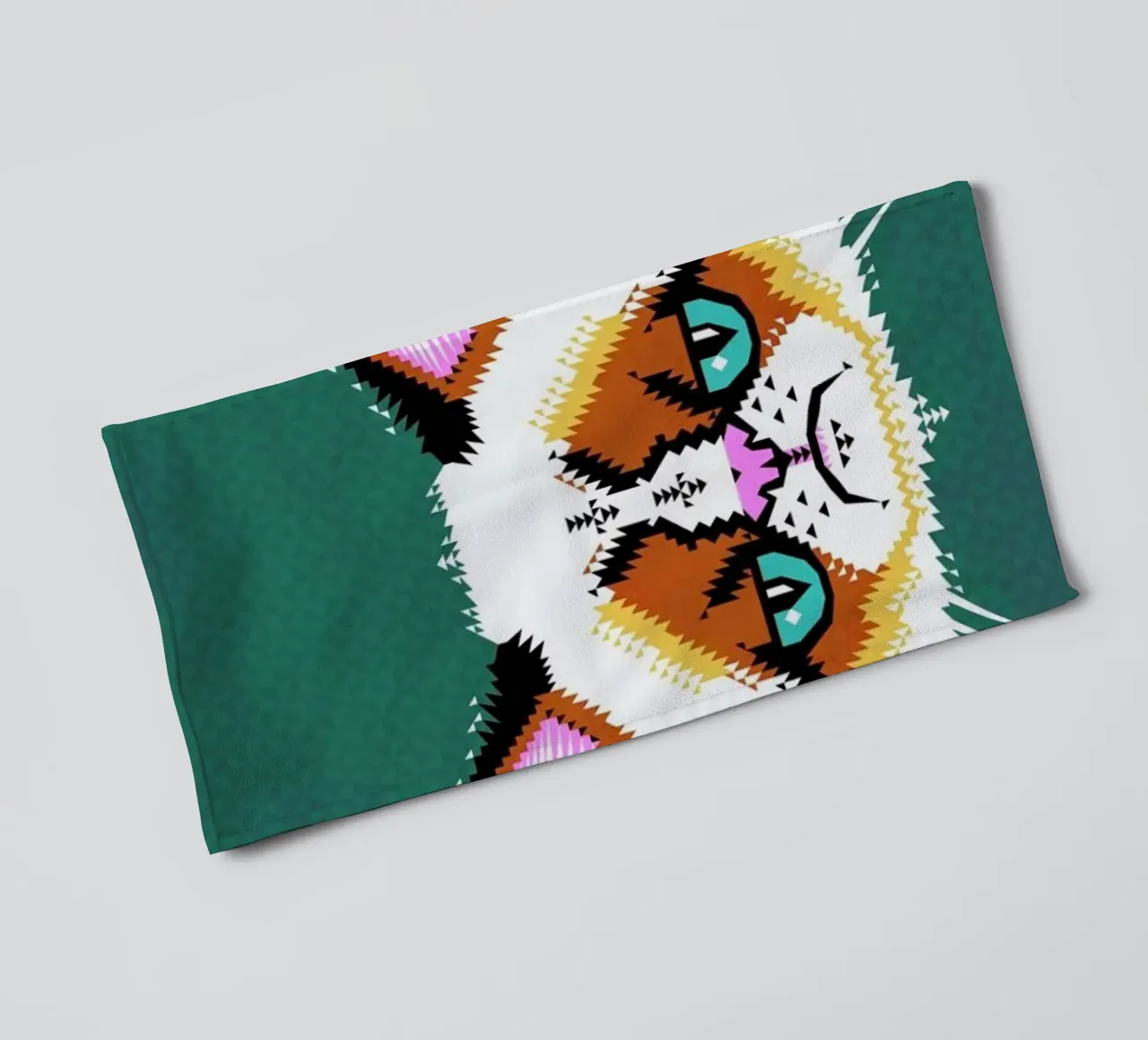 Grumpy Cat badhanddoek van Chobopop