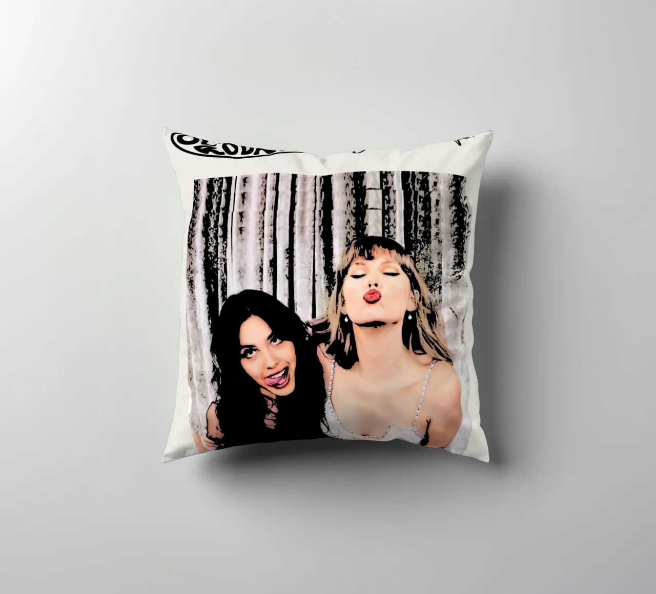 Taylor Swift e Olivia Rodriguez 1 Art cuscino da music soul
