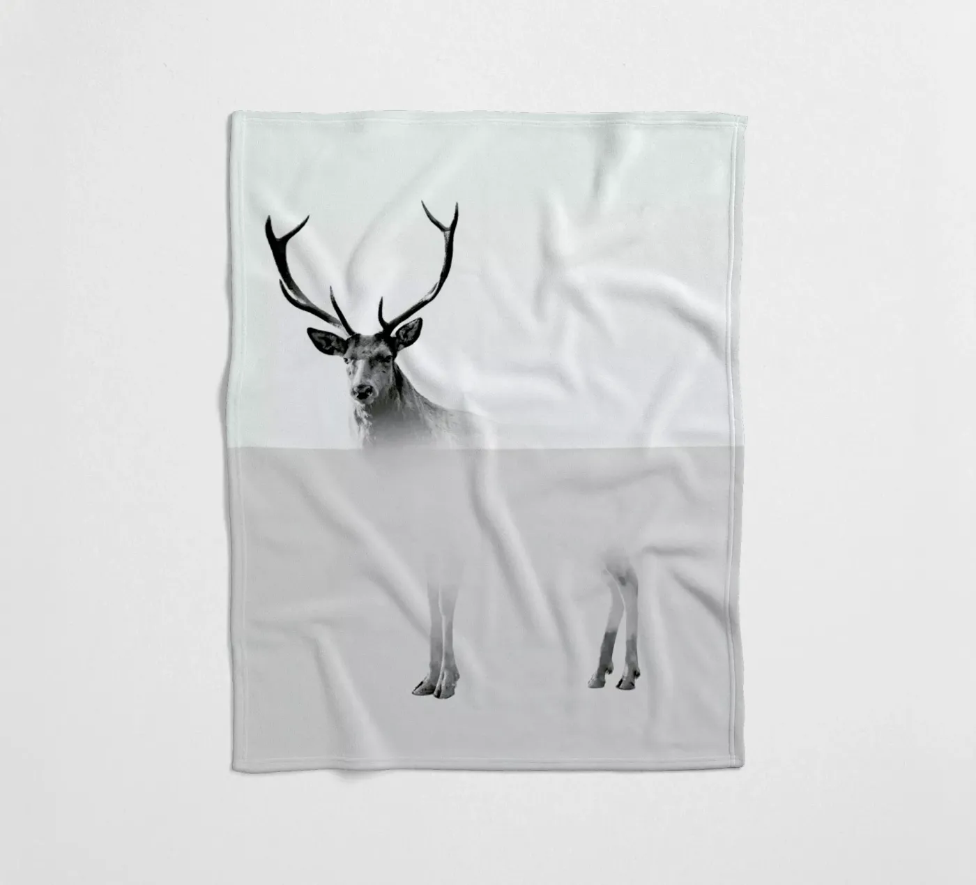 Deer Fleecedecke von The Wall Shop