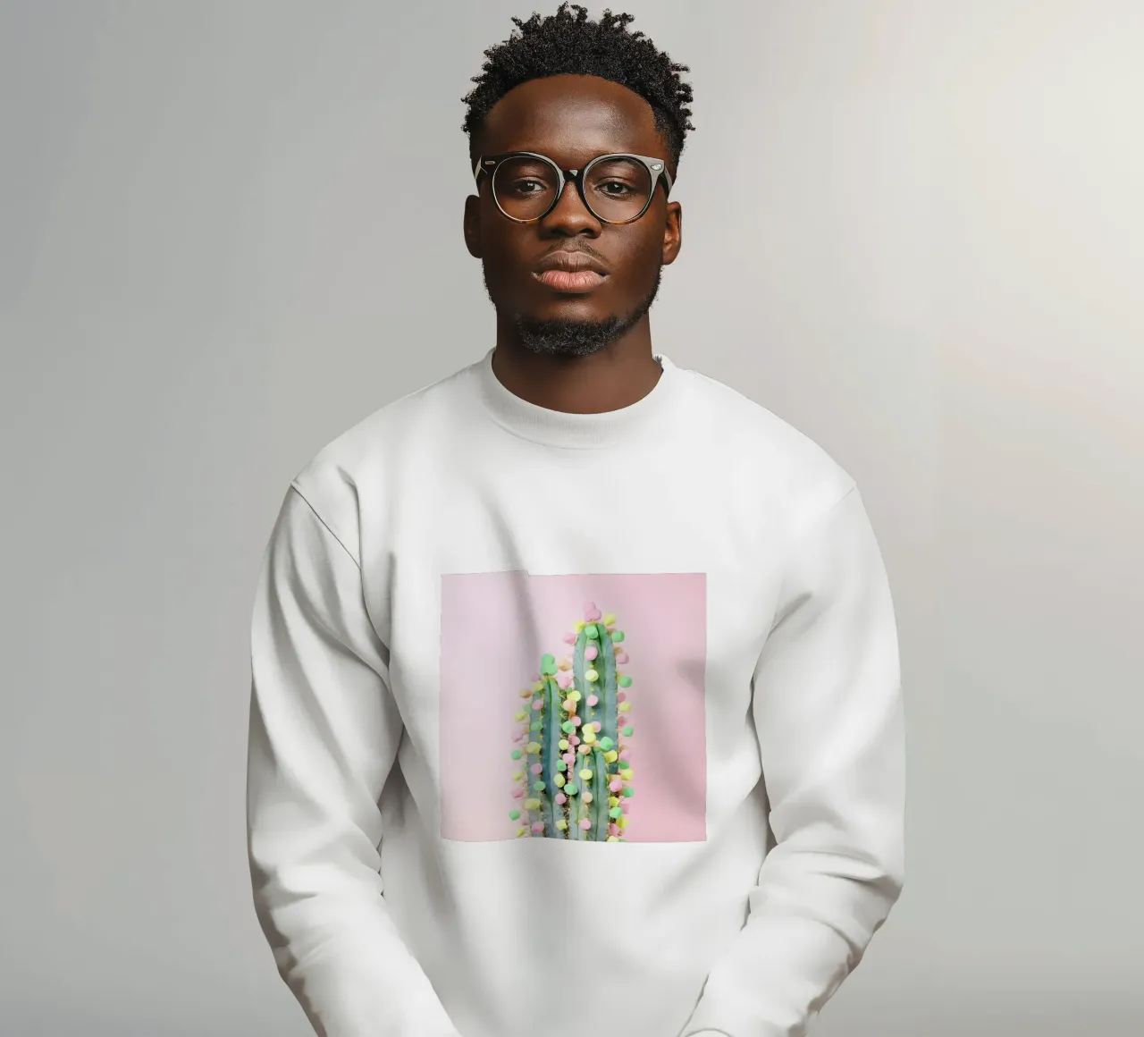 Marshmallow Cactus in Bloom Sweatshirt von Juj Winn