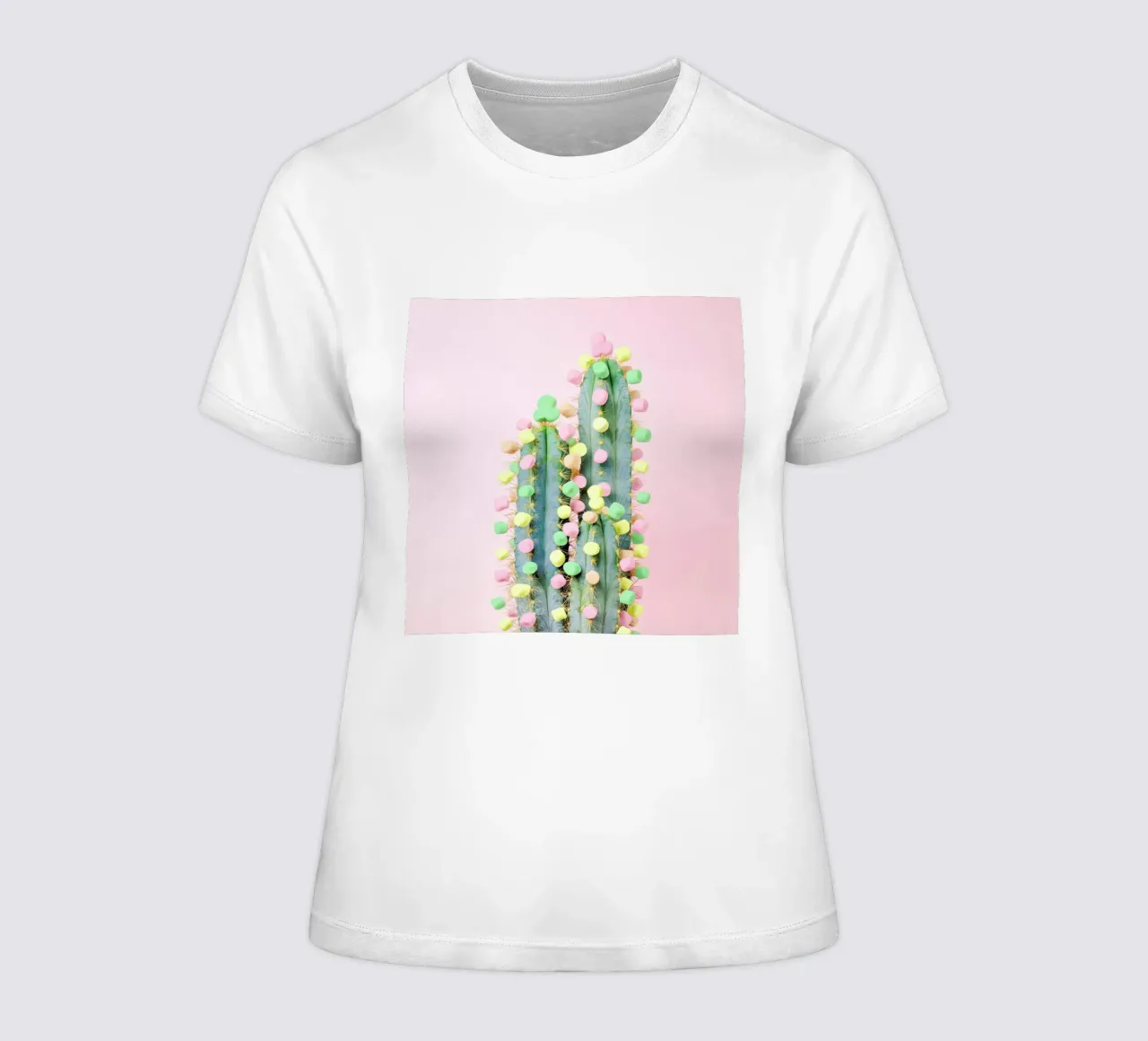 Marshmallow Cactus in Bloom t-shirt da donna da Juj Winn