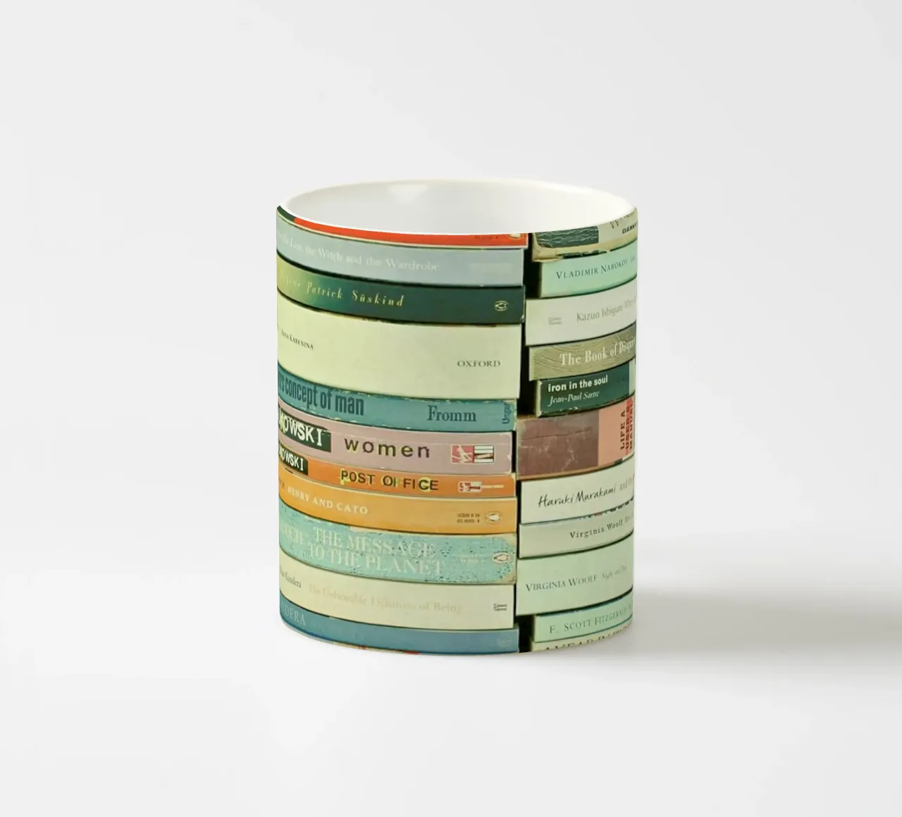 Topo di biblioteca tazza in ceramica da Cassia Beck Photography