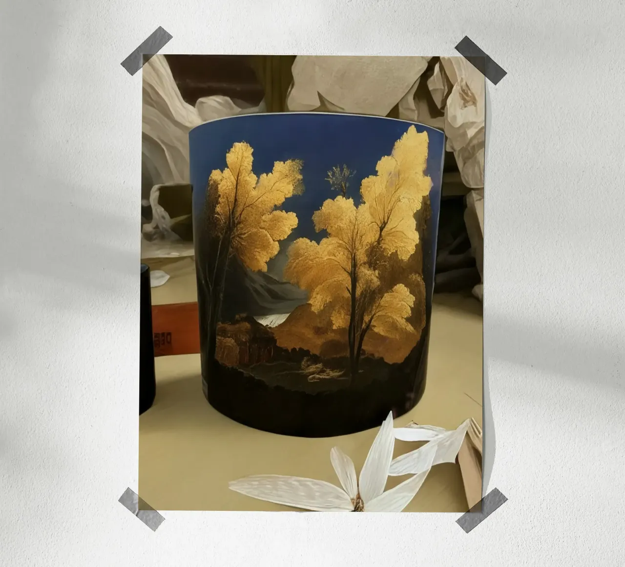 Deko Vase_1 poster con telaio in alluminio da Impressionismus by LK