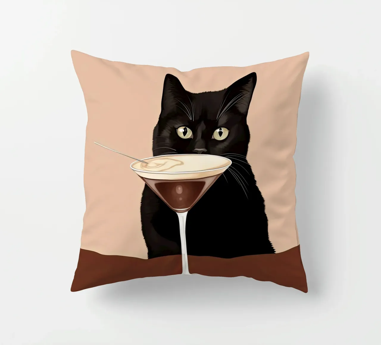 Gatto nero con martini espresso cuscino da Peaches Art Prints