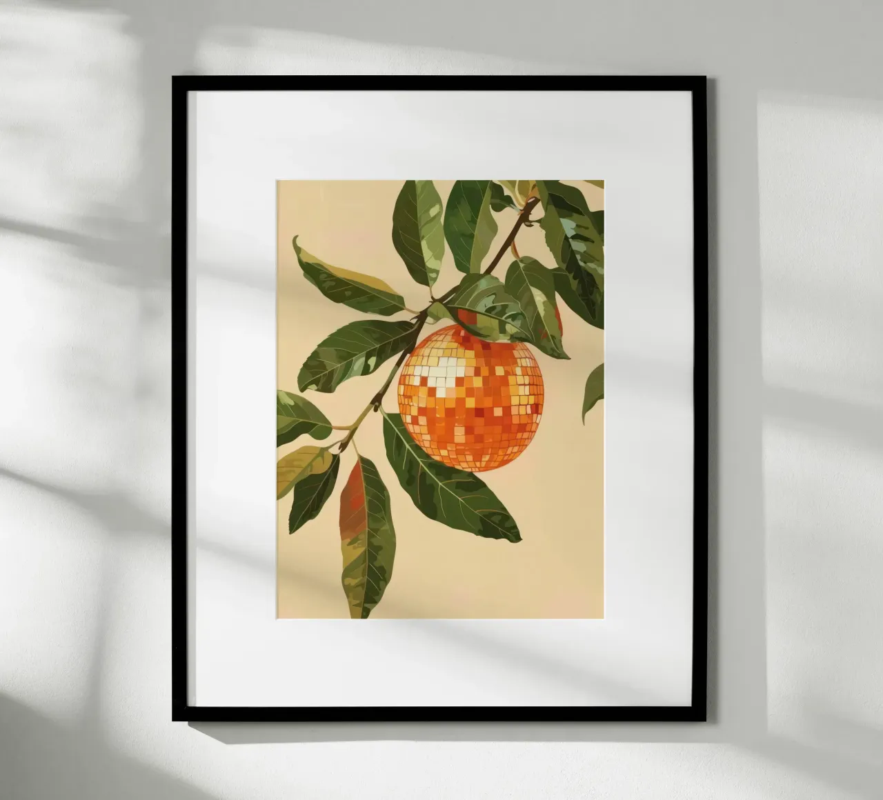 Albero Disco Ball arancione - Foglie verdi poster da Peaches Art Prints