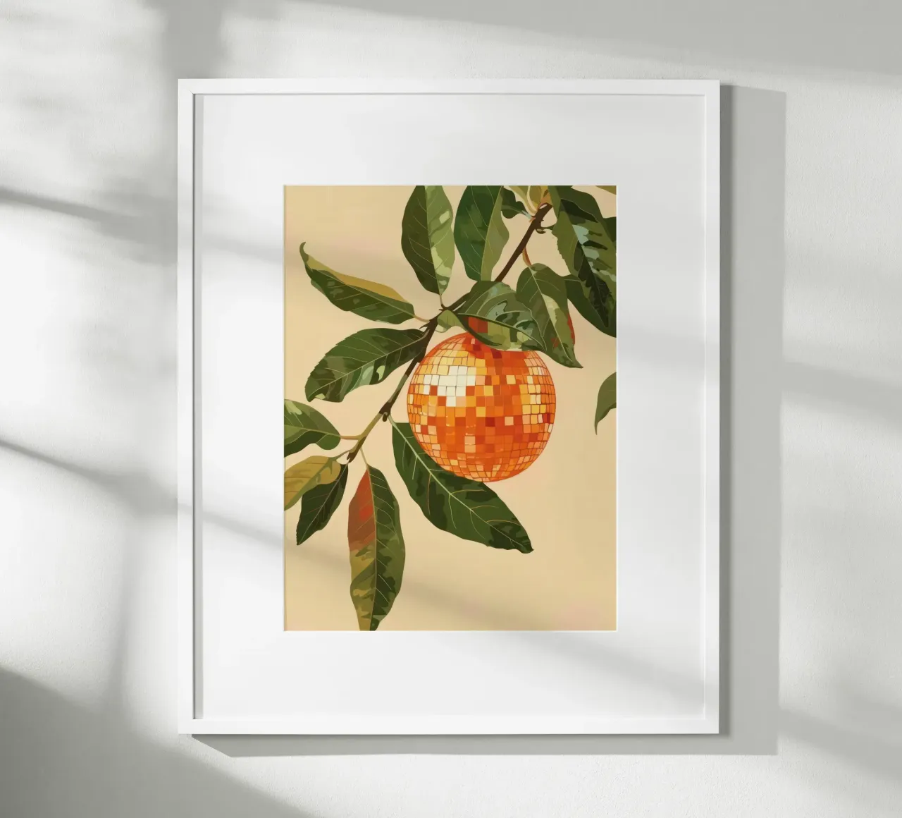 Albero Disco Ball arancione - Foglie verdi poster da Peaches Art Prints