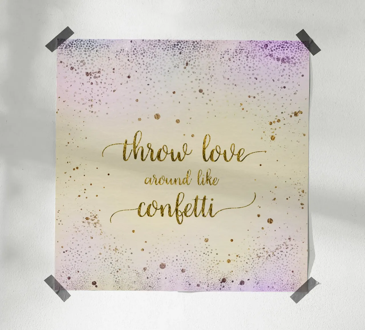 GETTARE L'AMORE IN GIRO COME CONFETTI | oro scintillante poster con telaio in legno da Melanie Viola