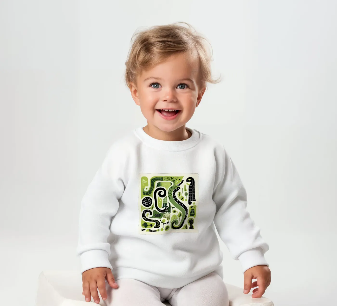 Green Python baby sweatshirt van Minimal Animal Art
