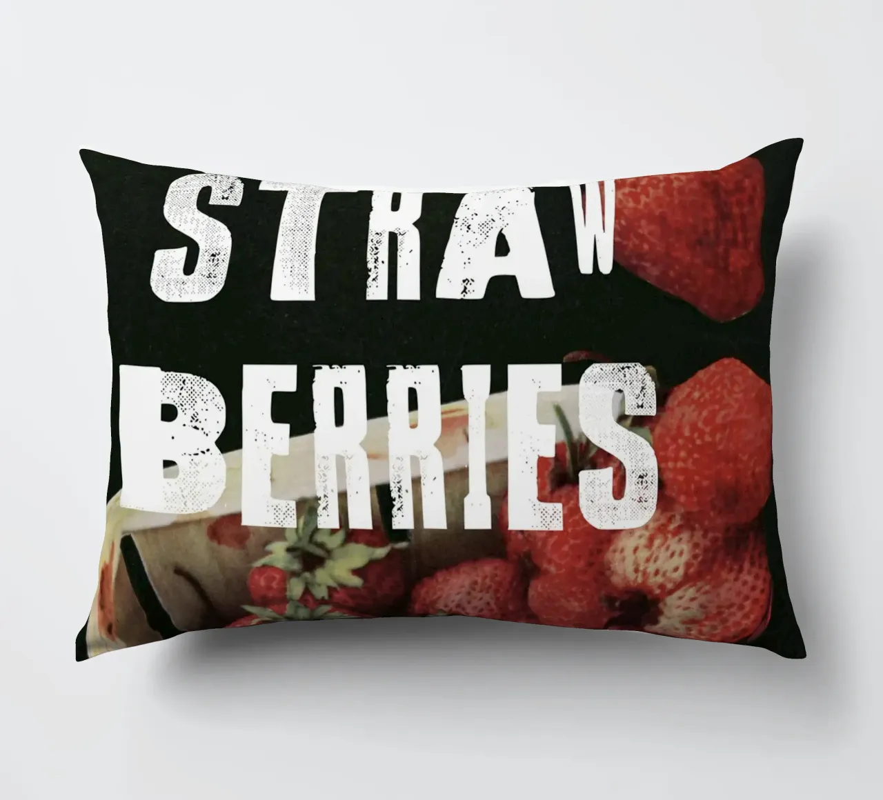 STRAW BERRIES cuscino da edsonramosart