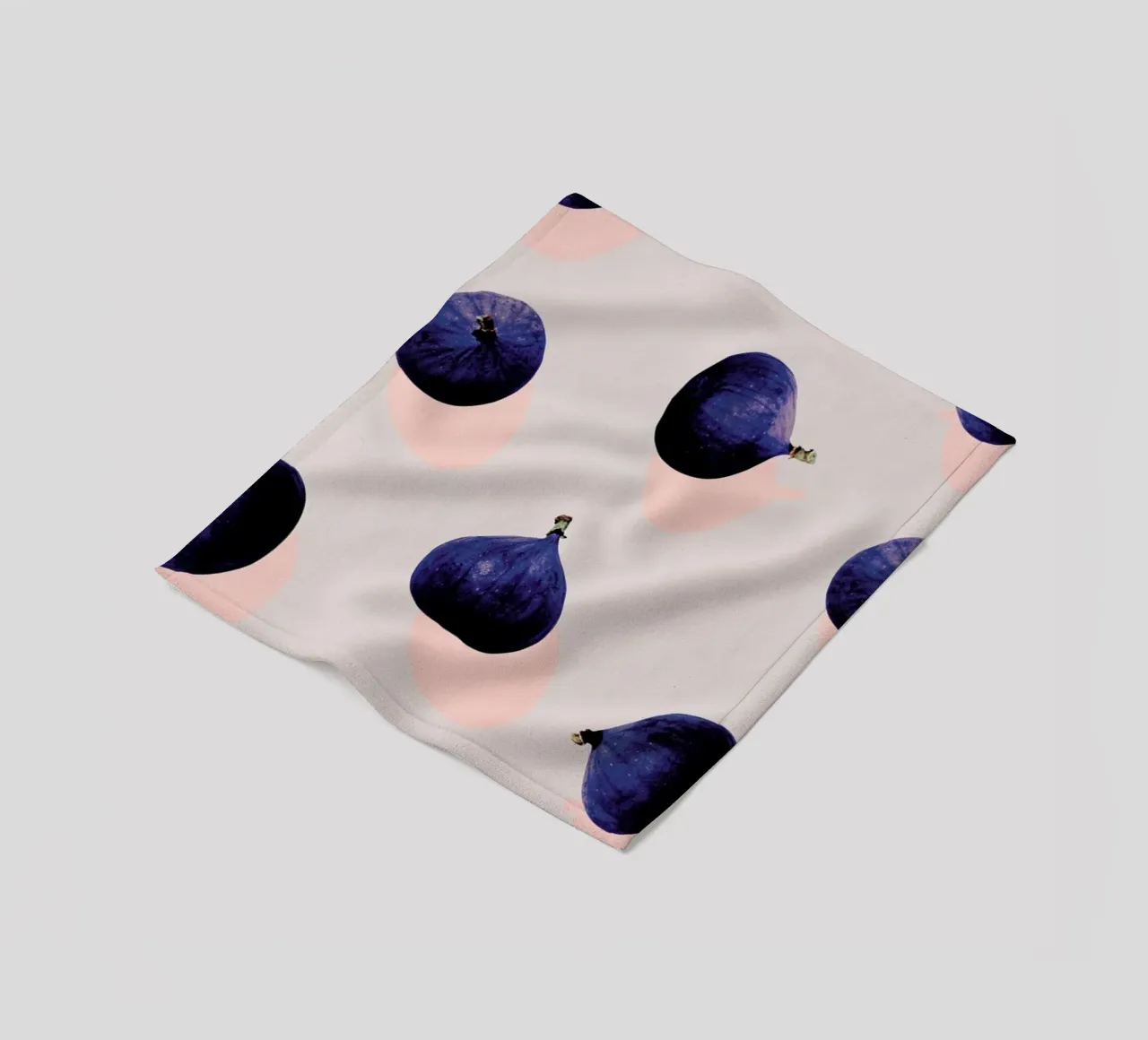 Fruit 16 fleece blanket by STUDIO LEEMO