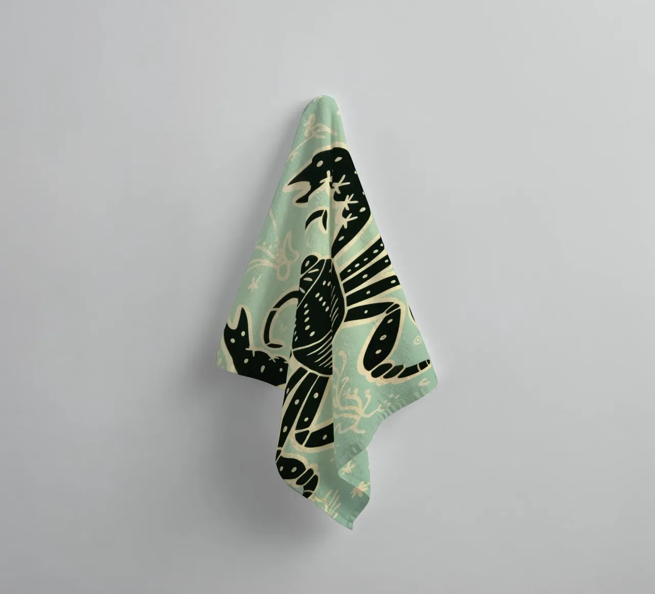 Scorpione verde 1 asciugamano da bagno da Minimal Animal Art