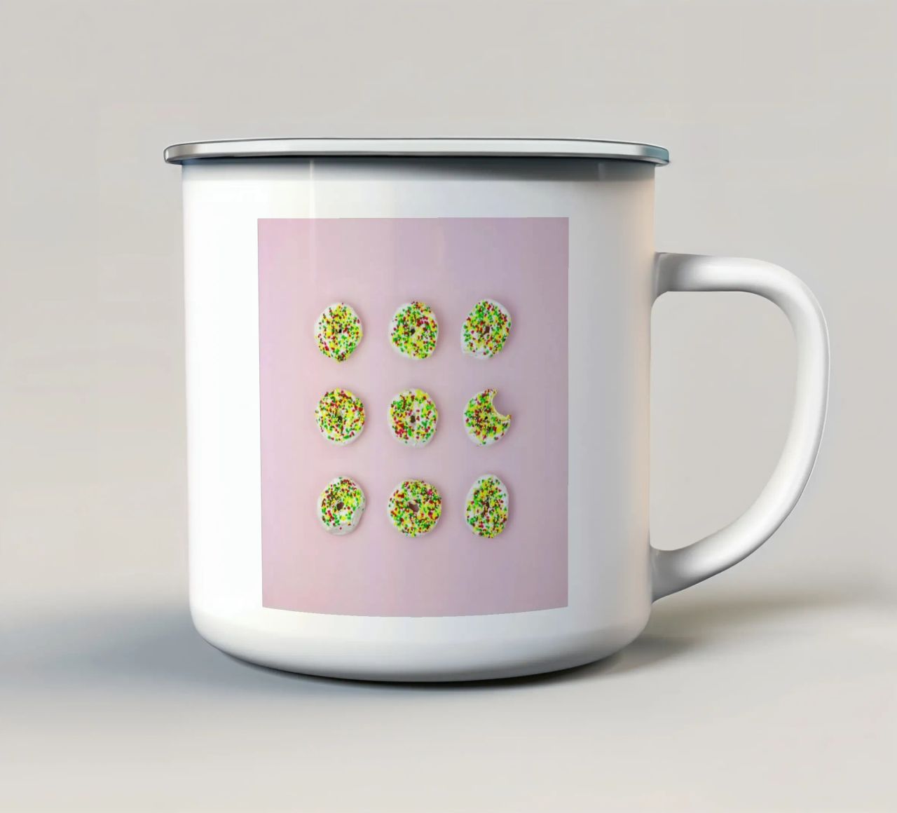 Temptation Wins tazza in smalto da Juj Winn