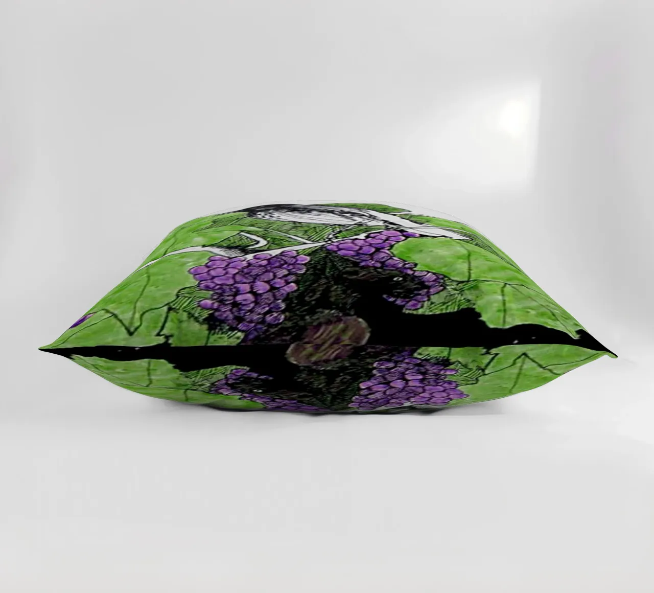 Bird perches on a branch with grapes cuscino da edsonramosart