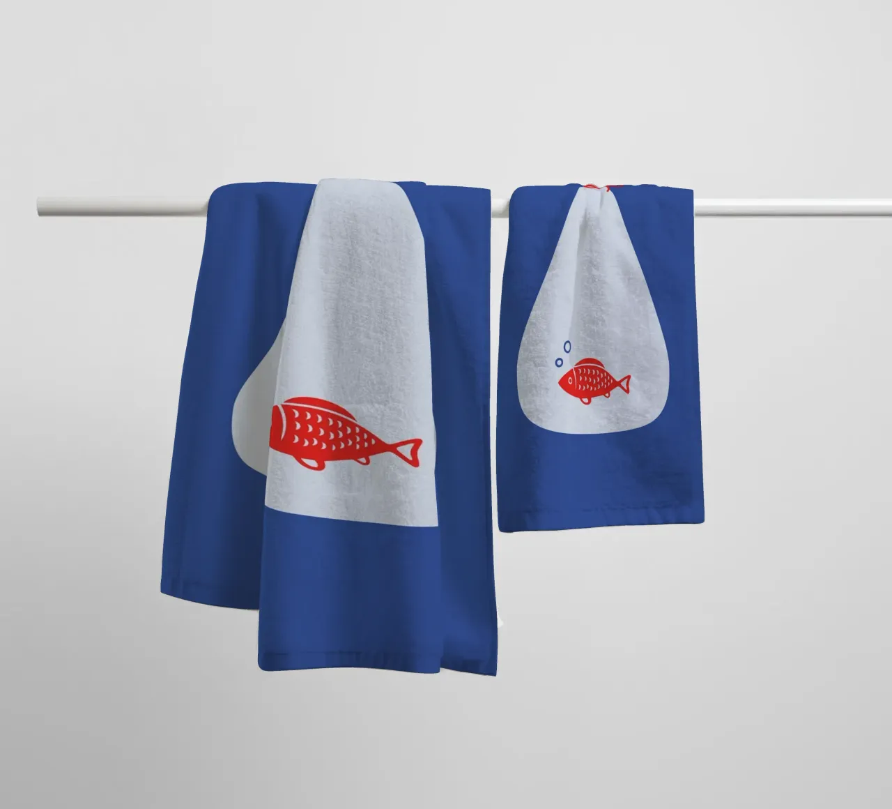 Goldfish is red asciugamano da bagno da The Poster Kid