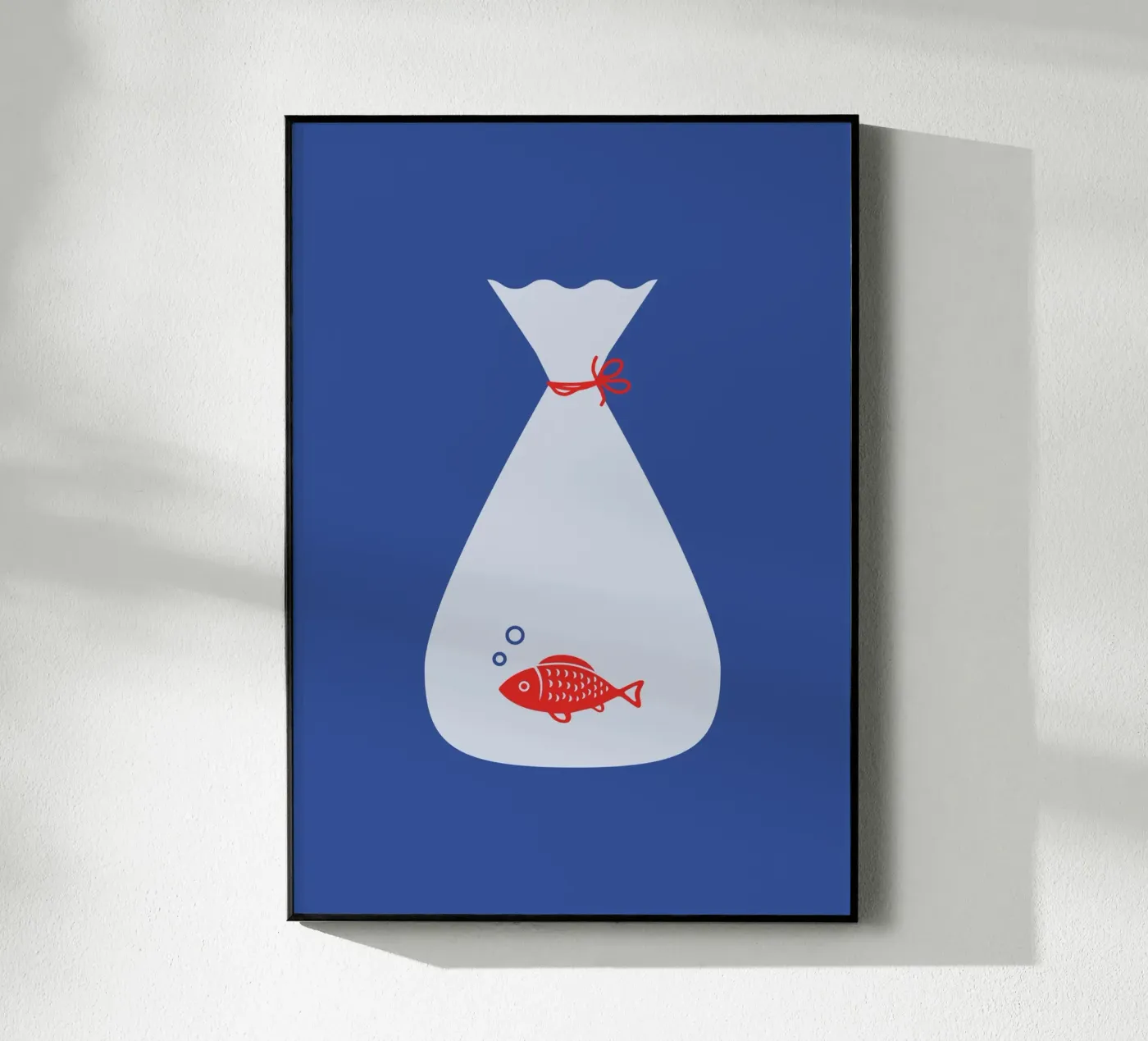 Goldfish is red plexiglass da The Poster Kid