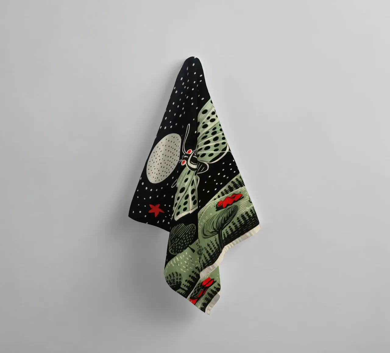 Groene zijderups 1 badhanddoek van Minimal Animal Art
