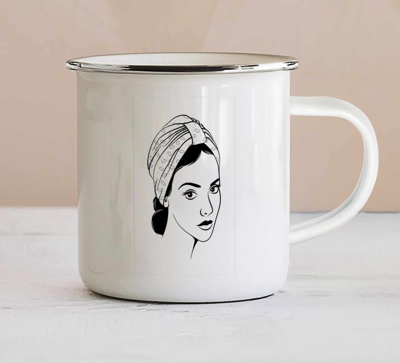 Persian Queen tazza in smalto da The Poster Kid