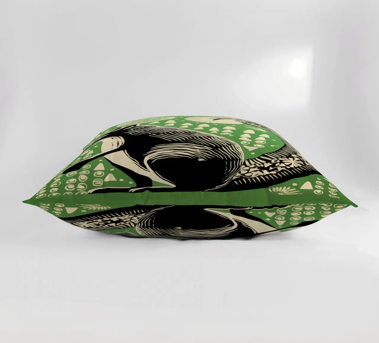 Puzzola verde 1 cuscino da Minimal Animal Art