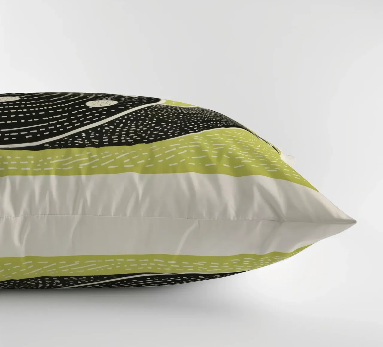 Lumaca verde cuscino da Minimal Animal Art