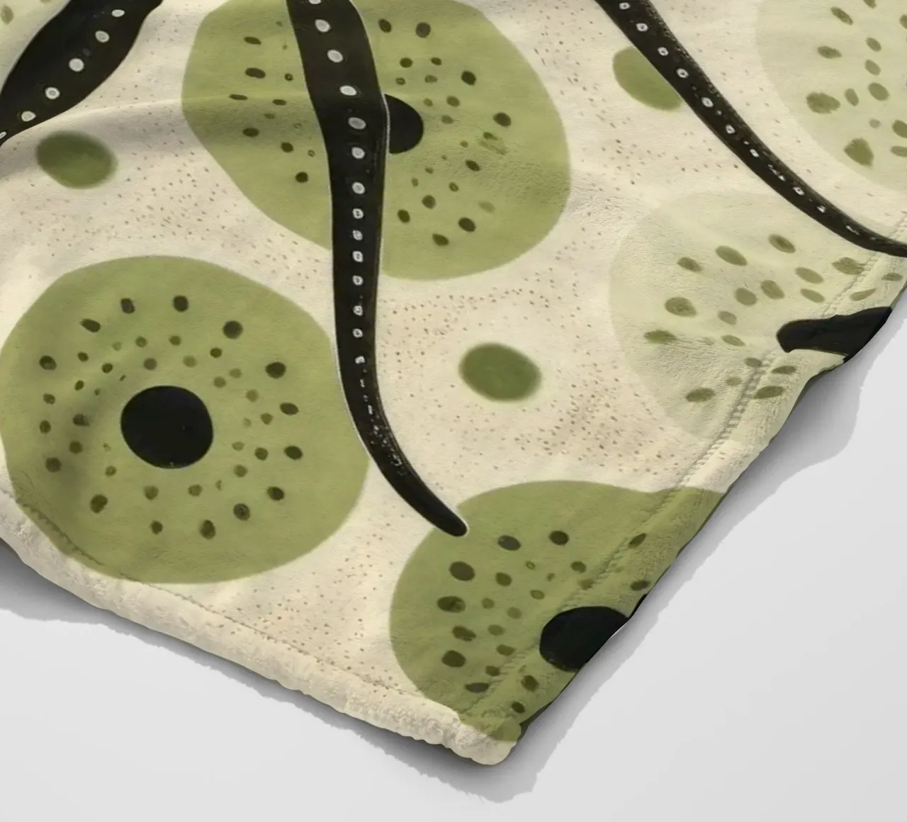 Ragno verde 2 coperta in pile da Minimal Animal Art