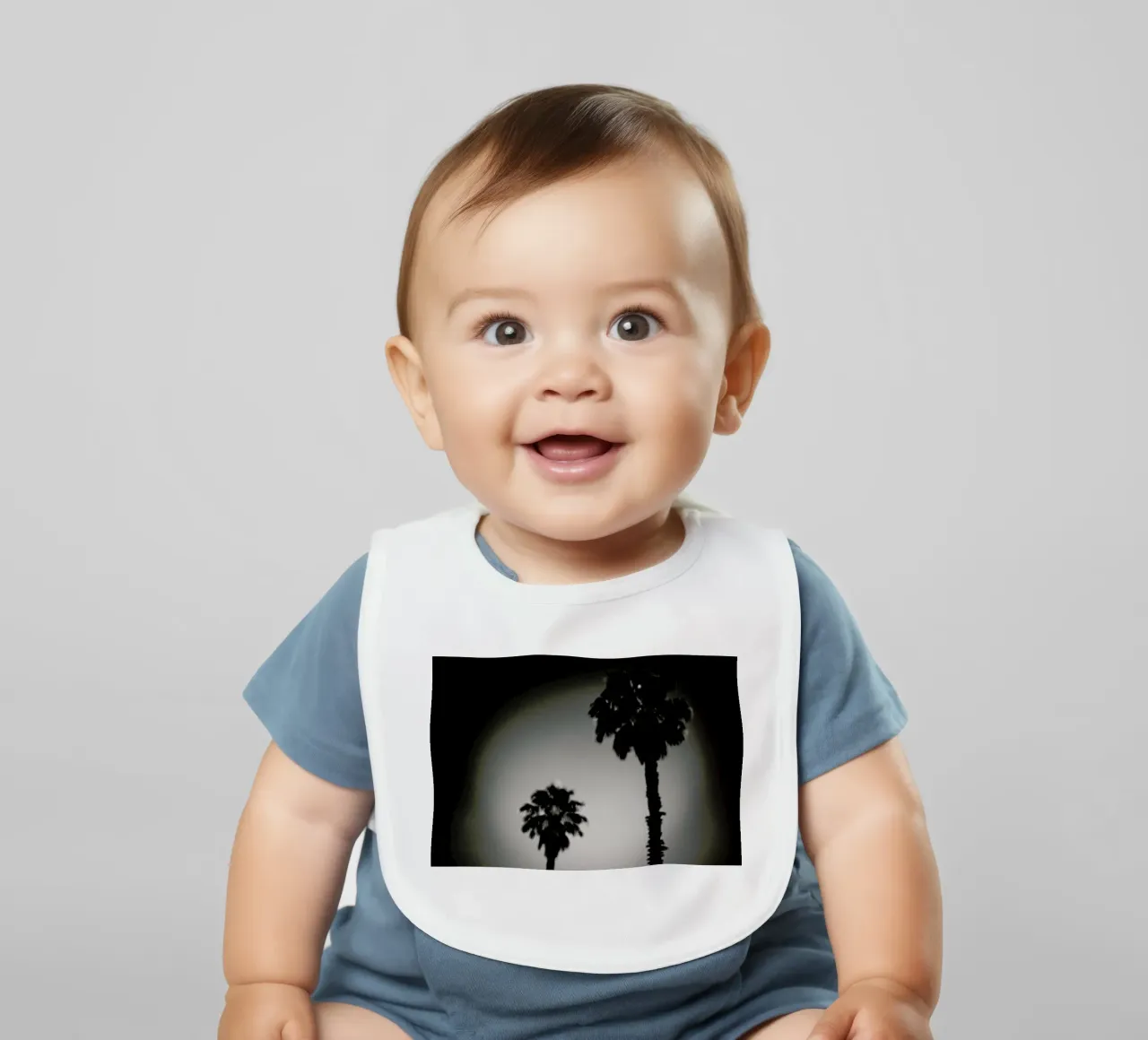 Why are palm trees so damn happy? bavaglino da Tal Paz-Fridman