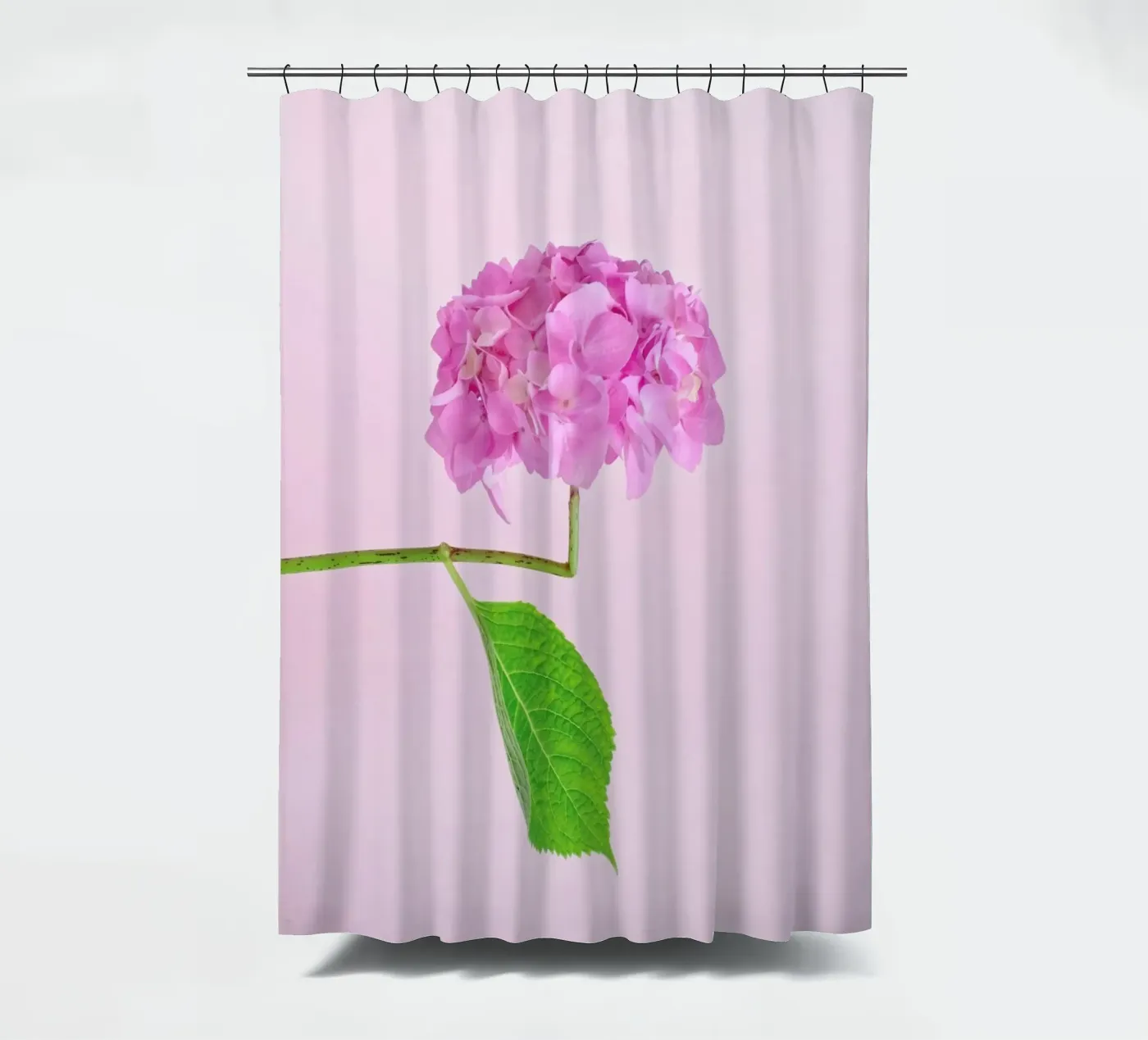 Adaptable douchegordijn van Juj Winn