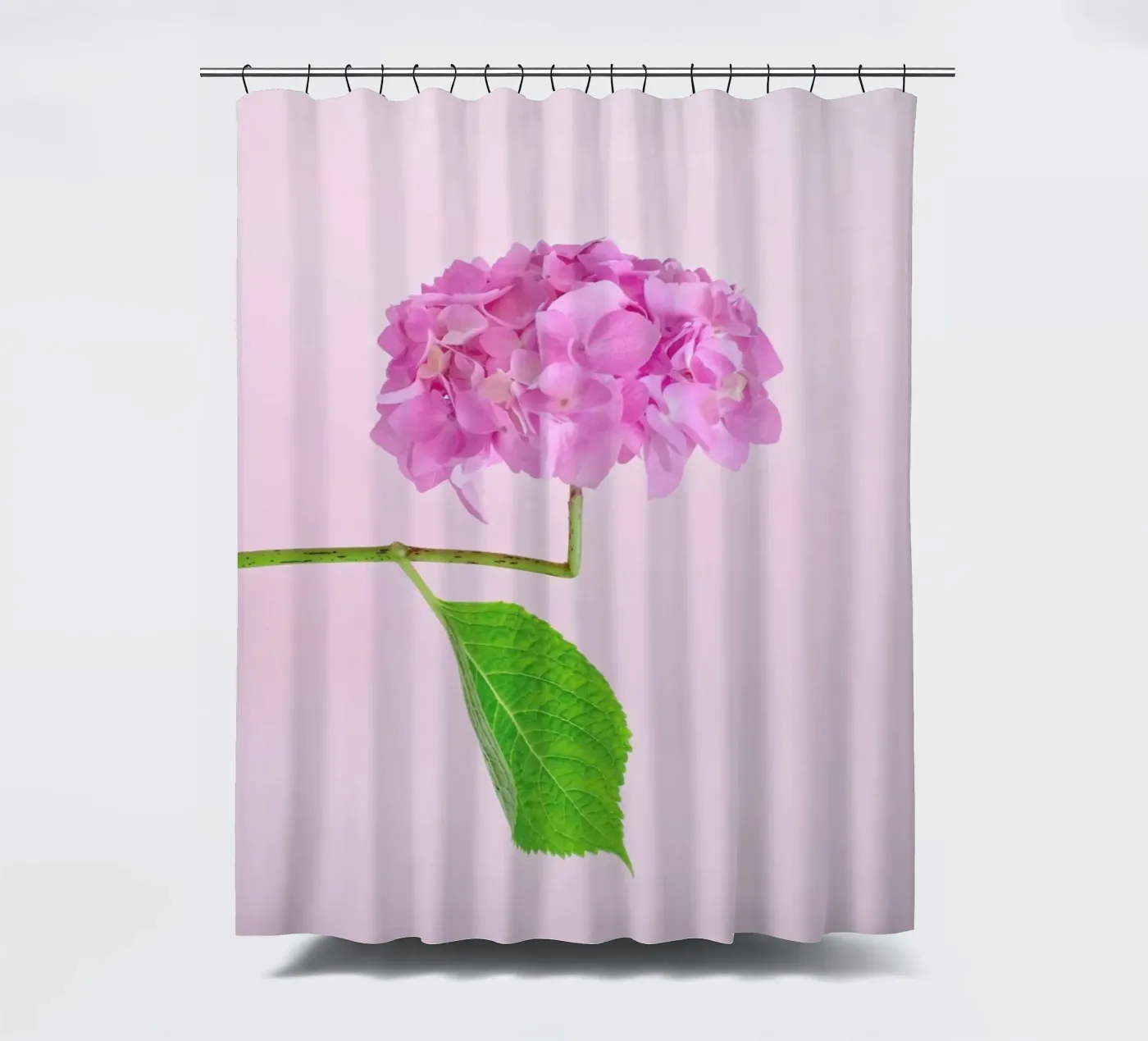 Adaptable douchegordijn van Juj Winn