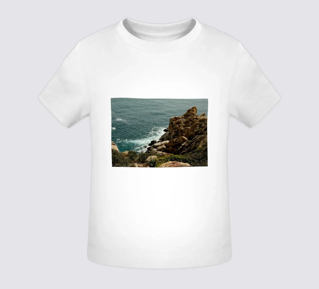 Rugged Coastline Serenity maglietta neonato da FujiPrints
