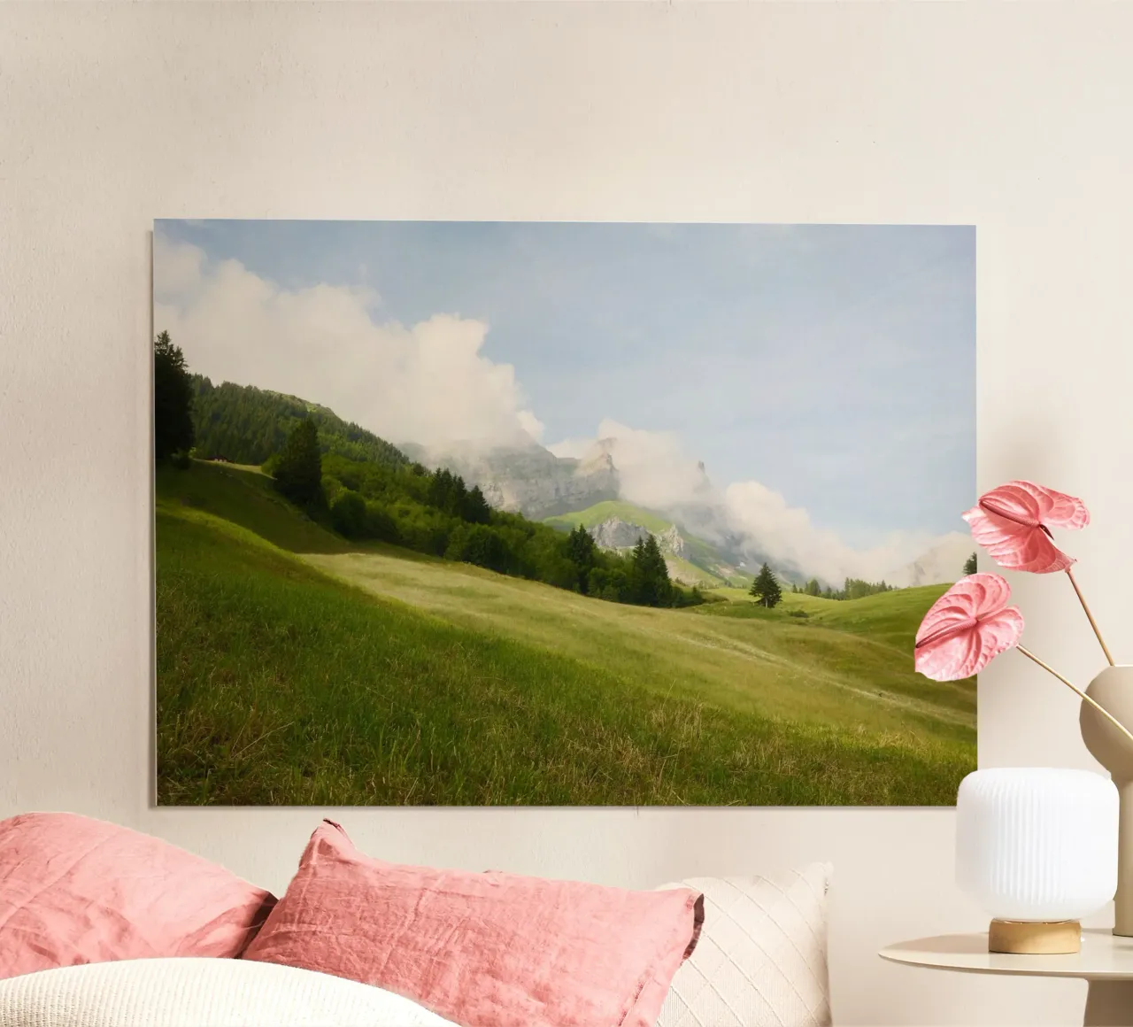 Misty Alpine Meadows poster con telaio in legno da FujiSwiss