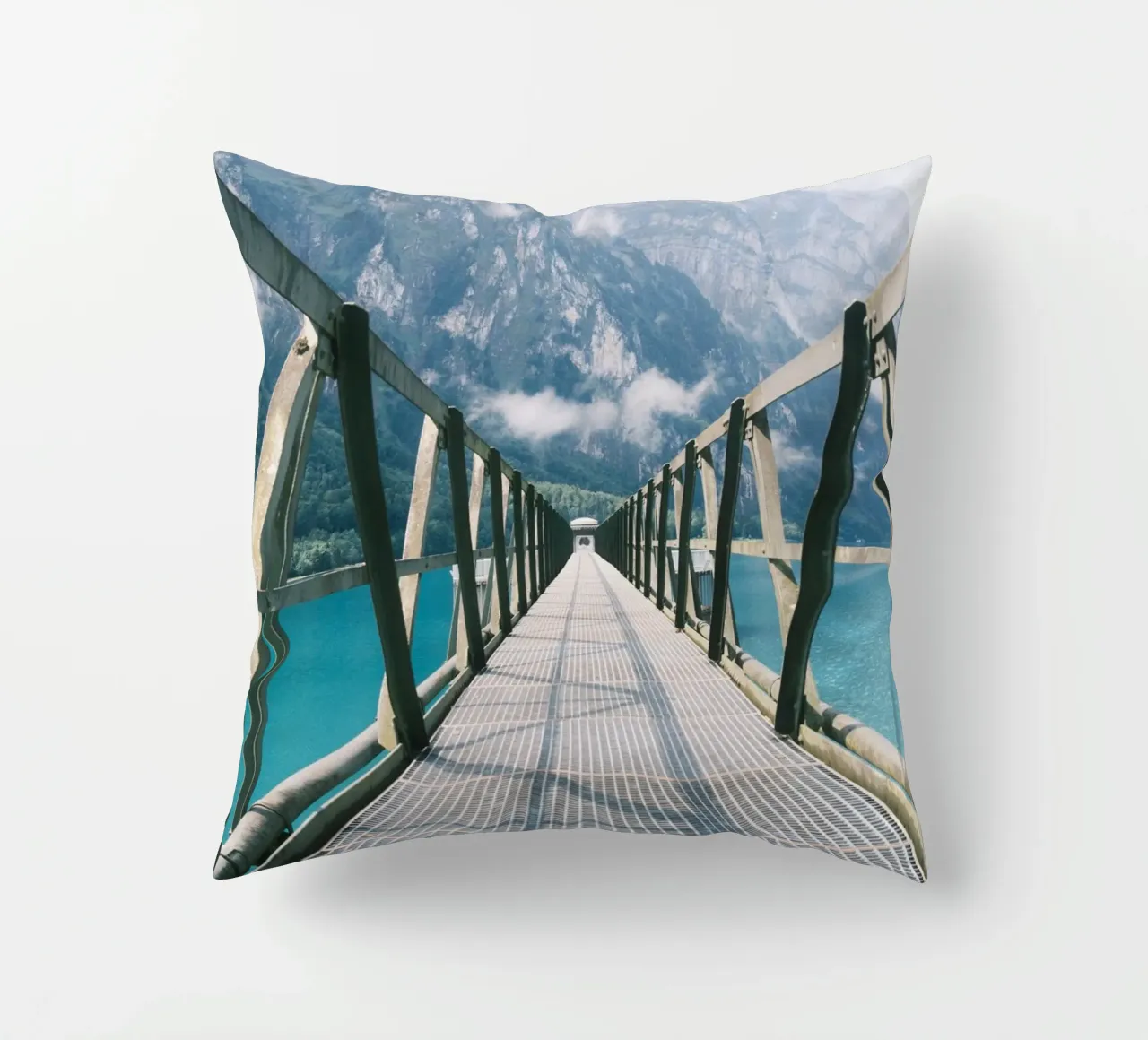Industrial Bridge Over Tranquil Waters cuscino da FujiSwiss
