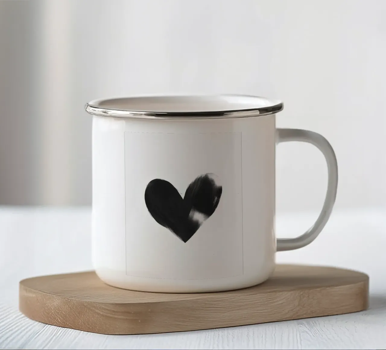 Cuore dipinto tazza in smalto da Katja Stehle Design