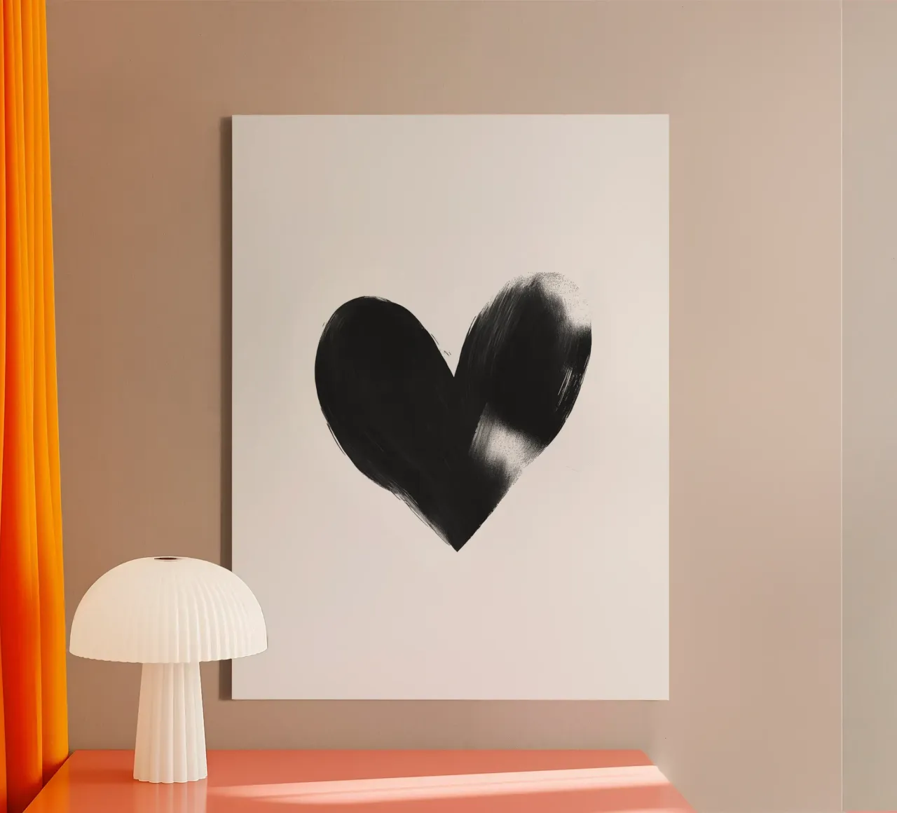 Cuore dipinto tela con Cornice a cassetta da Katja Stehle Design