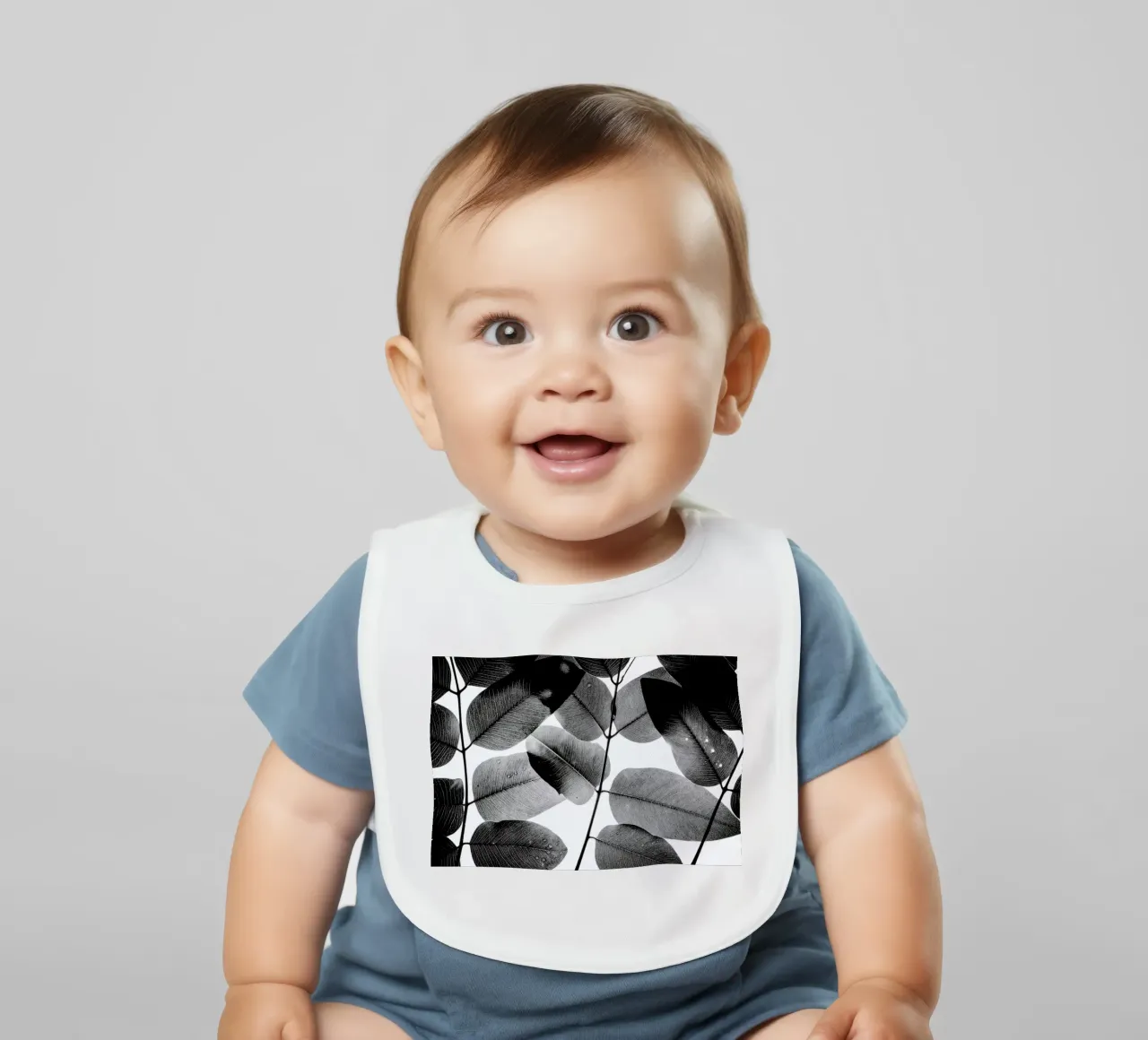 Experiments with Leaves 1 Babylätzchen von Tal Paz-Fridman