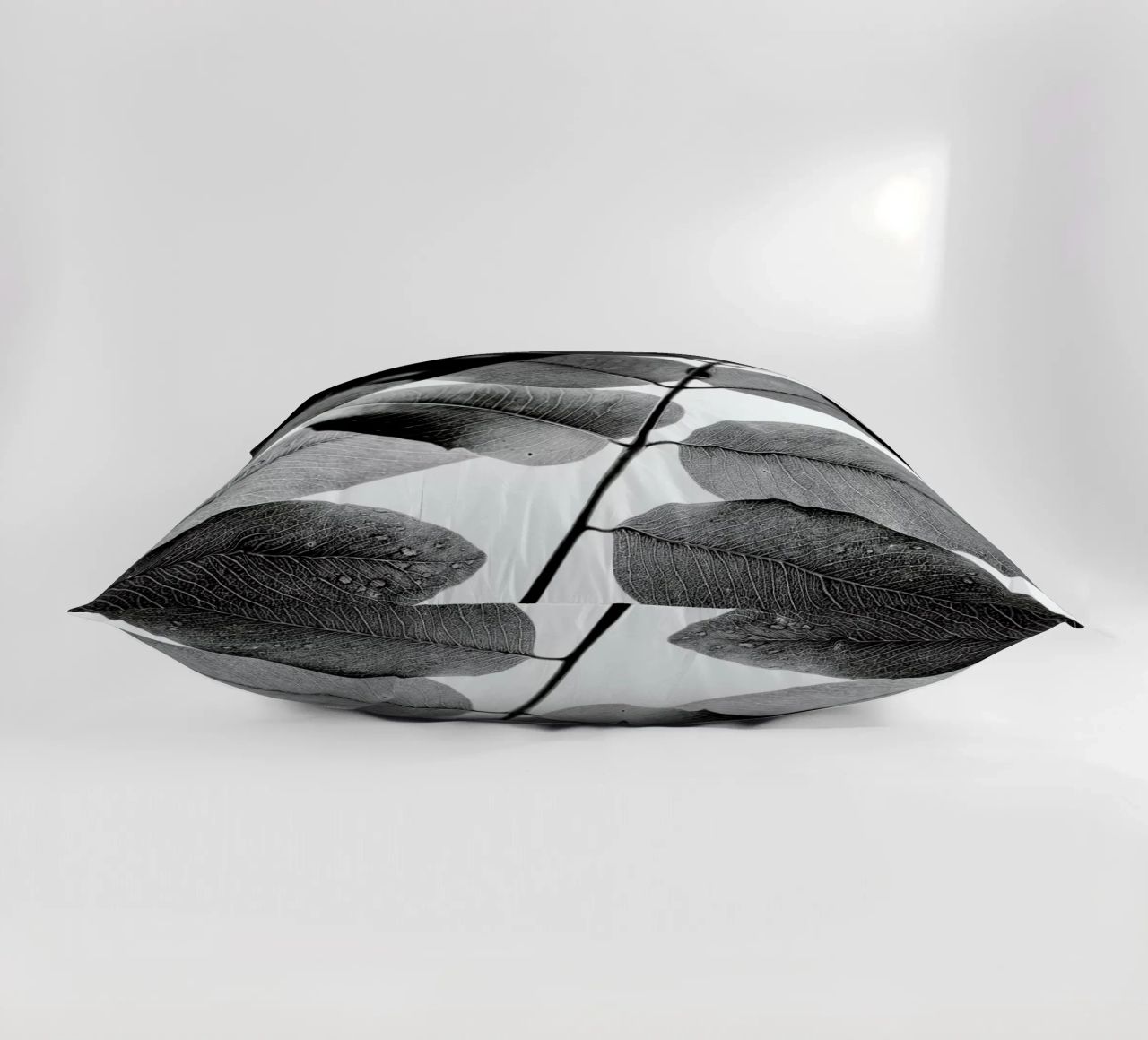Experiments with Leaves 1 cuscino da Tal Paz-Fridman