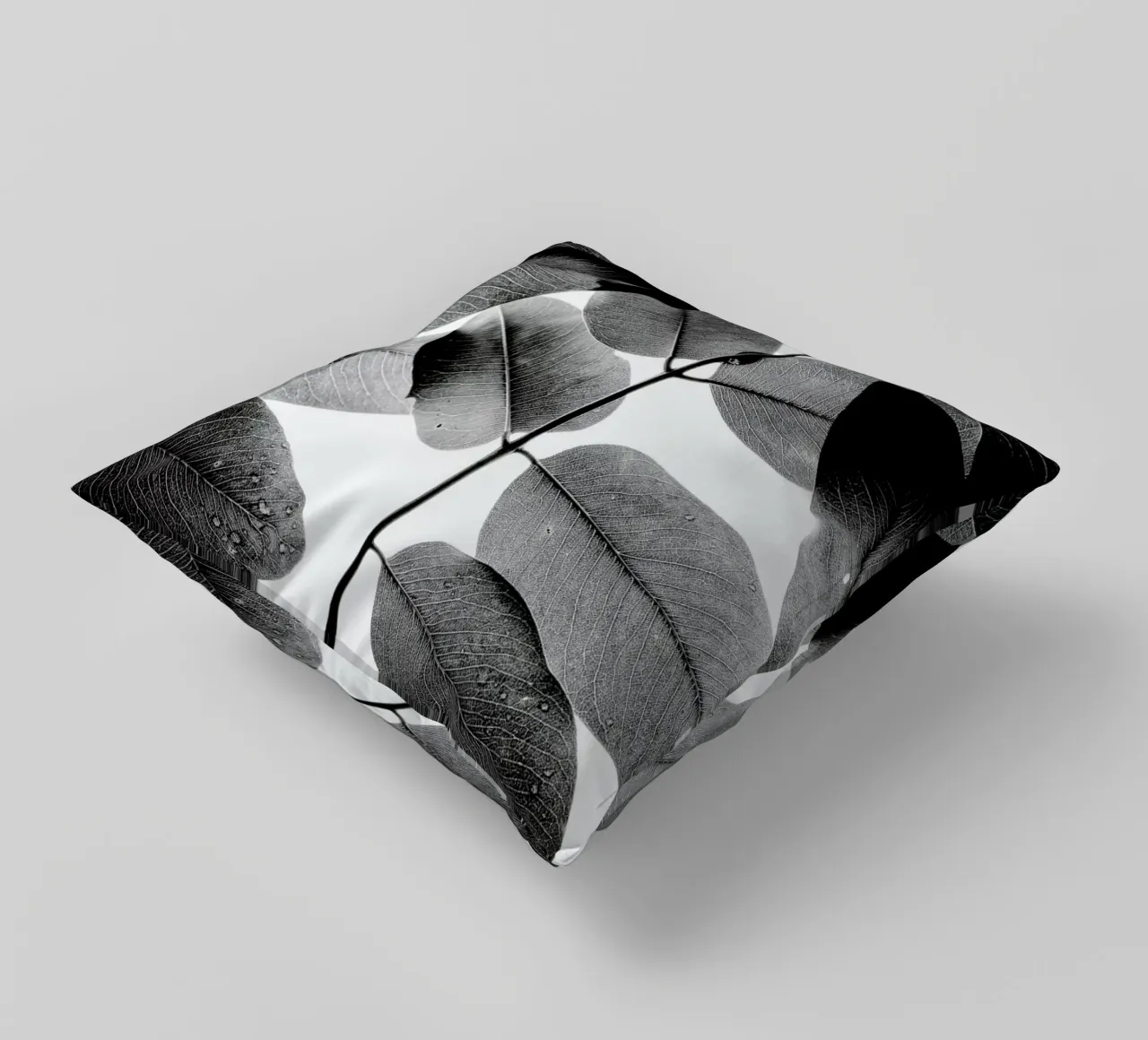 Experiments with Leaves 1 Kissen von Tal Paz-Fridman