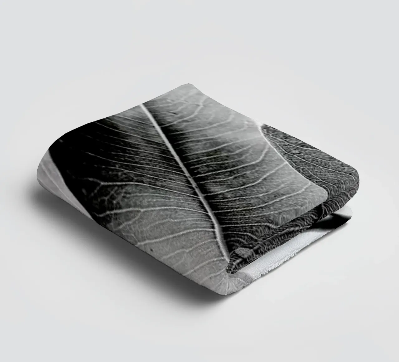 Experiments with Leaves 1 Handtuch von Tal Paz-Fridman