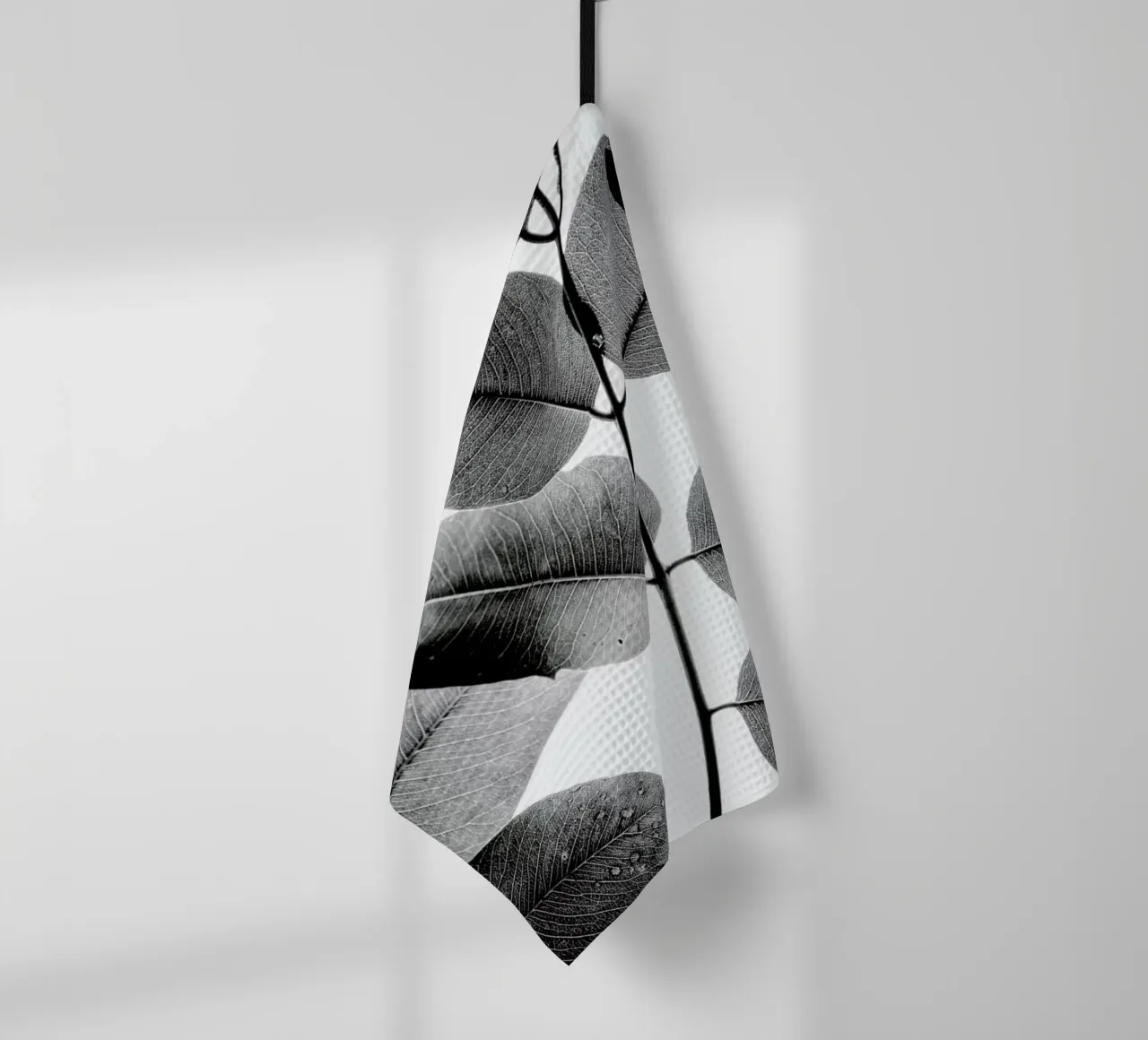 Experiments with Leaves 1 theedoek van Tal Paz-Fridman