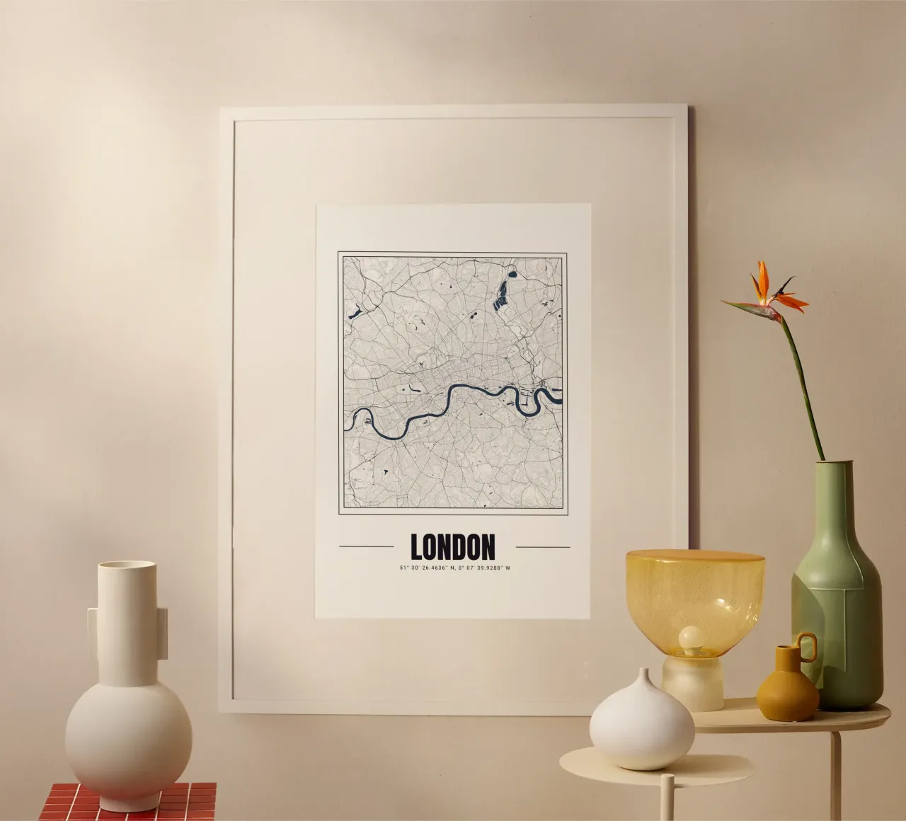 Minimalistische plattegrond van Londen - Eigentijds zwart-wit ontwerp poster met kunststof frame van Ben & Clo creations