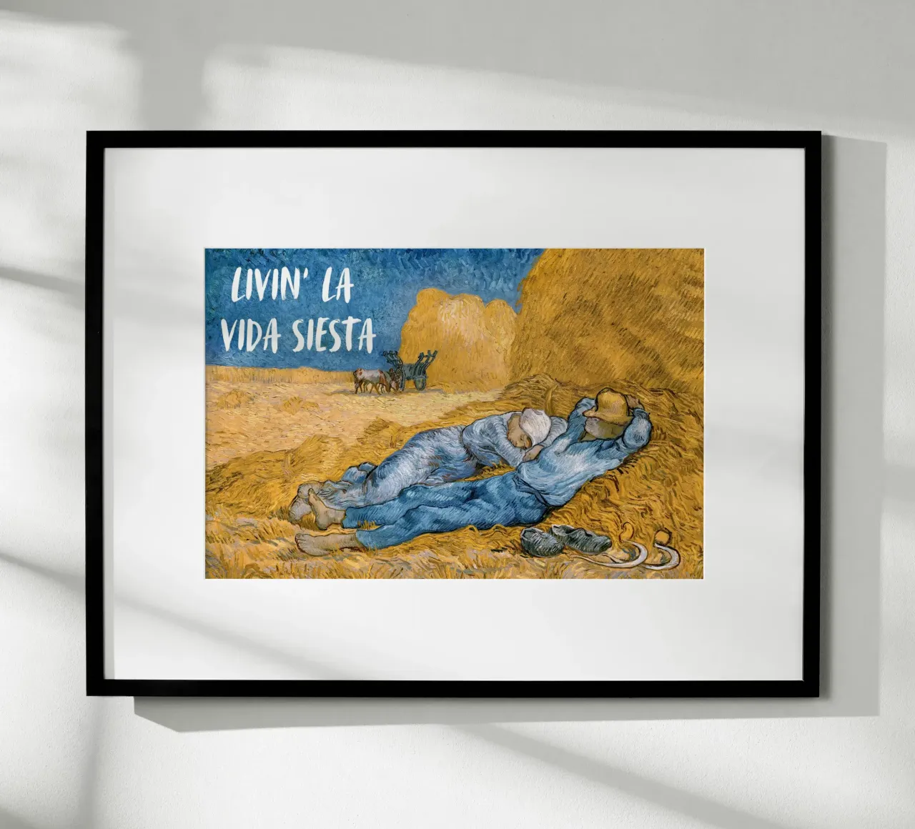 Livin la vida siesta - funny classical art poster con telaio in plastica da Happy Mind Art