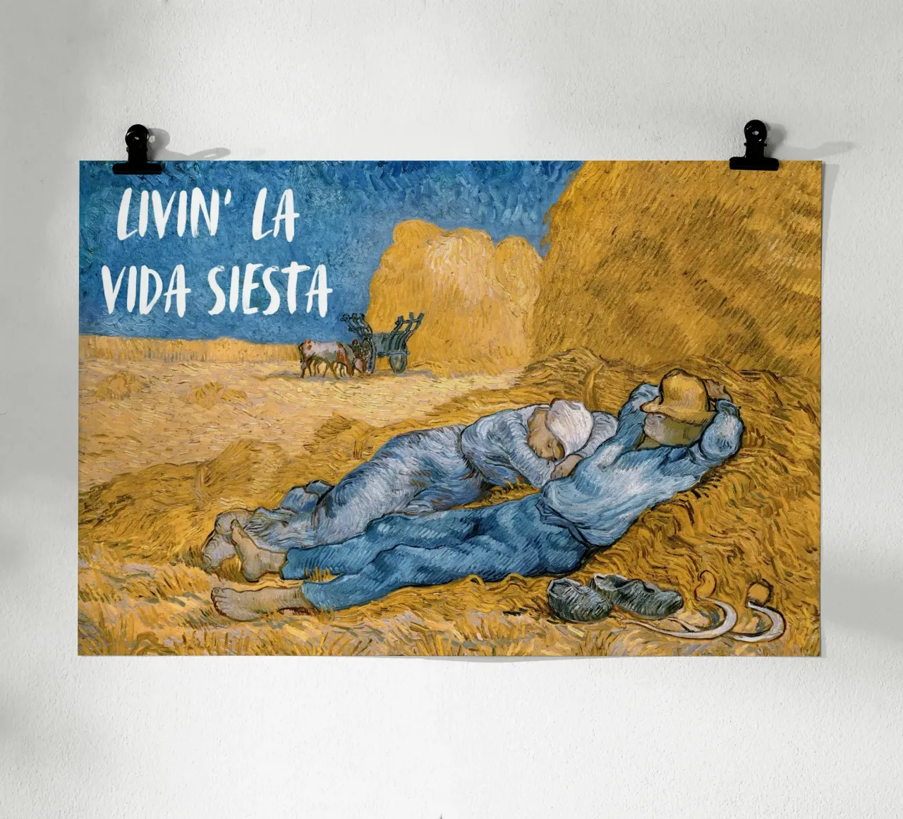 Livin la vida siesta - funny classical art poster con telaio in plastica da Happy Mind Art