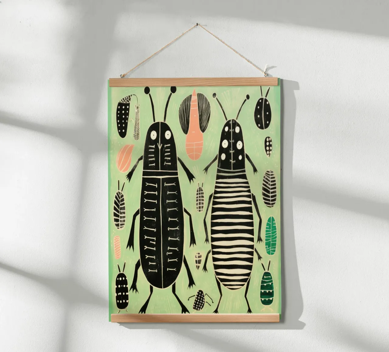 Termite verde 3 poster con telaio in alluminio da Minimal Animal Art