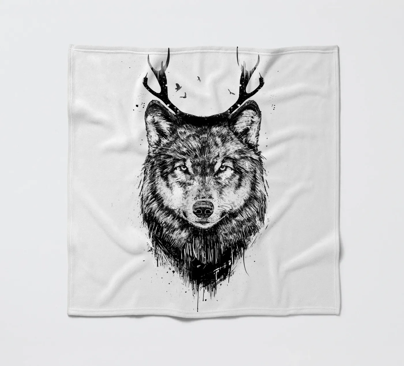 Deer Wolf fleecedeken van Balazs Solti