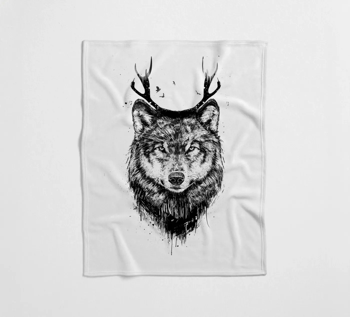 Deer Wolf fleecedeken van Balazs Solti