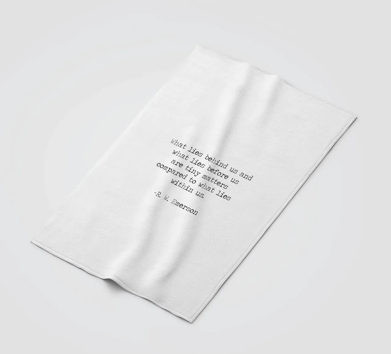 Le piccole cose contano in confronto a quello che c'è dentro di noi - Citazione di Emerson coperta in pile da Summer Soul Co. - Quotes