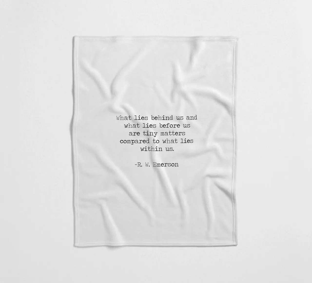 Le piccole cose contano in confronto a quello che c'è dentro di noi - Citazione di Emerson coperta in pile da Summer Soul Co. - Quotes