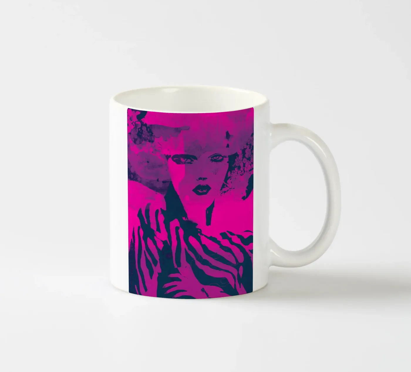 fuchsia ceramic mug by Giulio Iurissevich