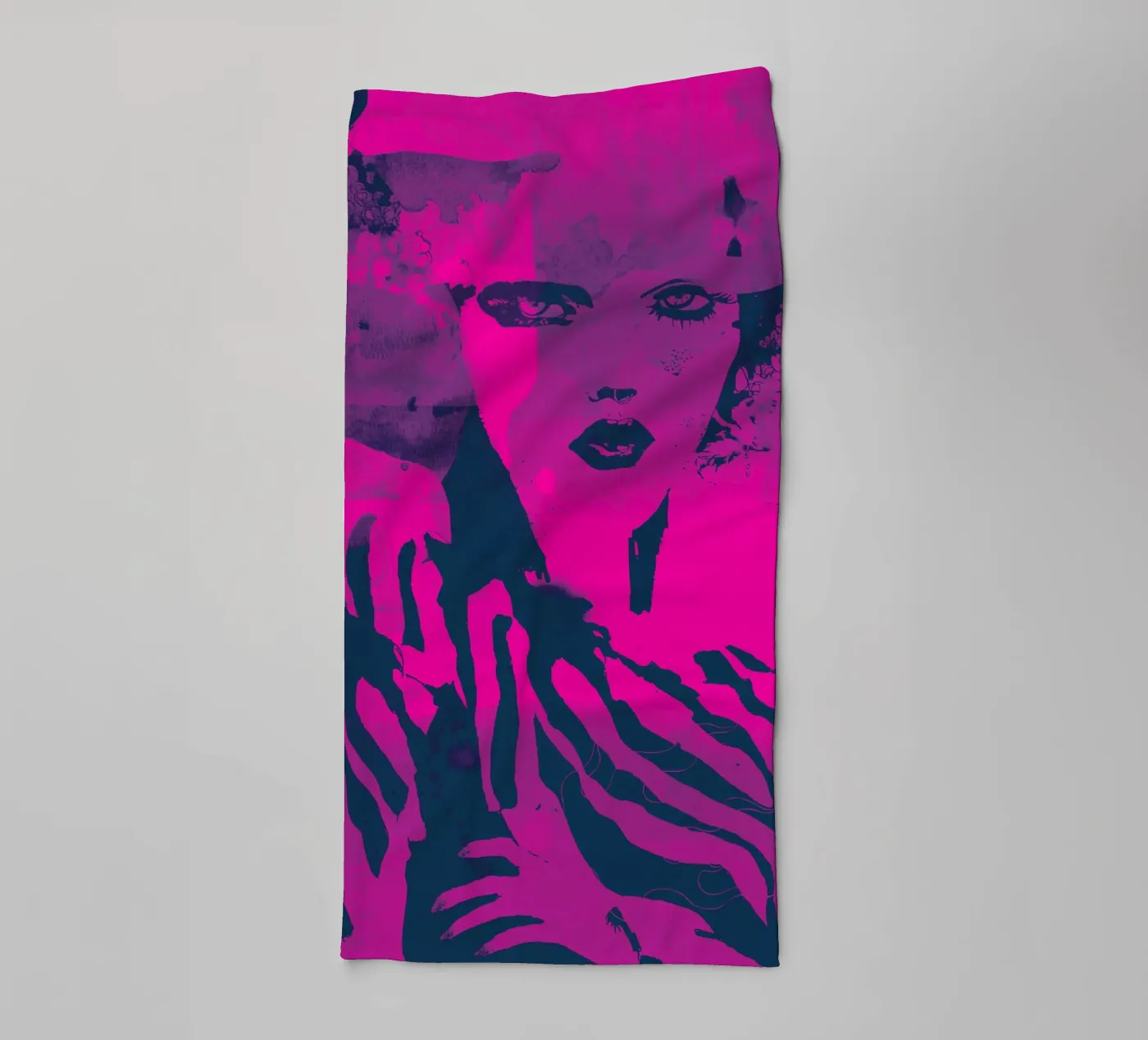 fuchsia towel by Giulio Iurissevich