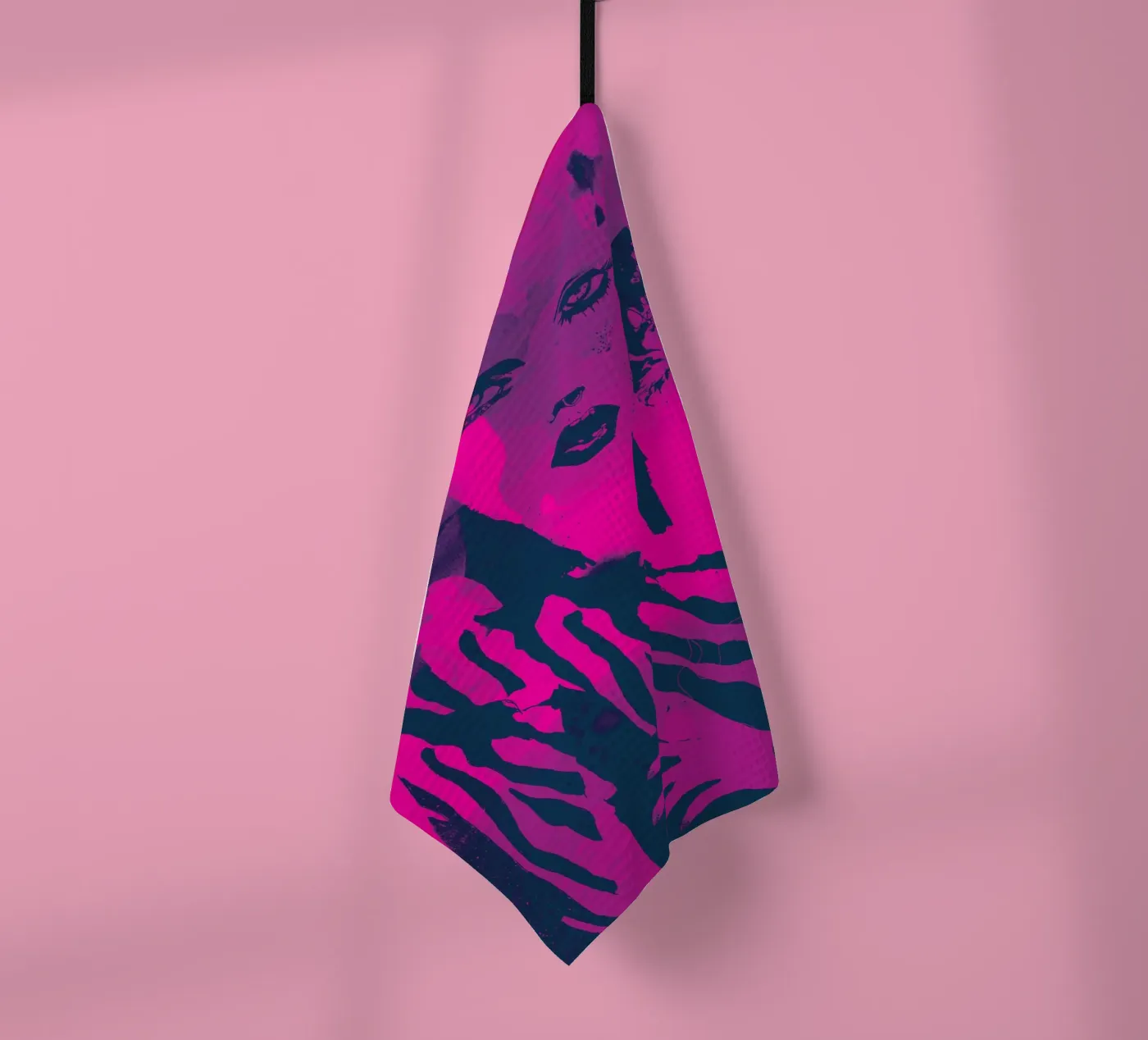 fuchsia torchon de Giulio Iurissevich